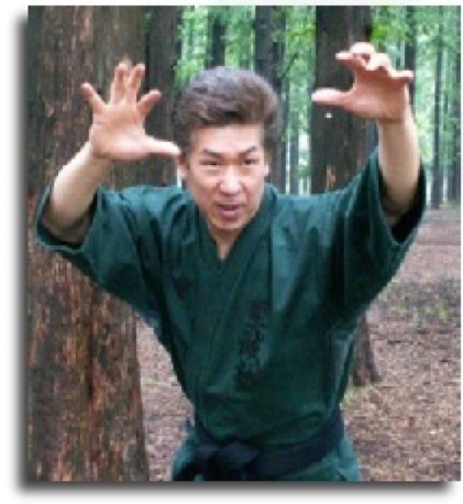 Yasuhide Takagi practicing Taikiken Kamae.