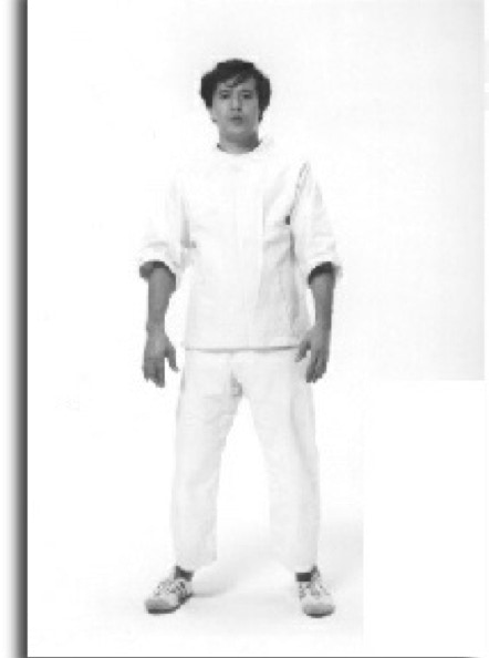 Akio Sawai standing posture.