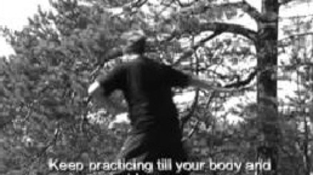 Taikiken Yuri - two circles Old material showing an Yuri two circles exercise, testing strength practice to get the feeling working that you are in flow with nature. 